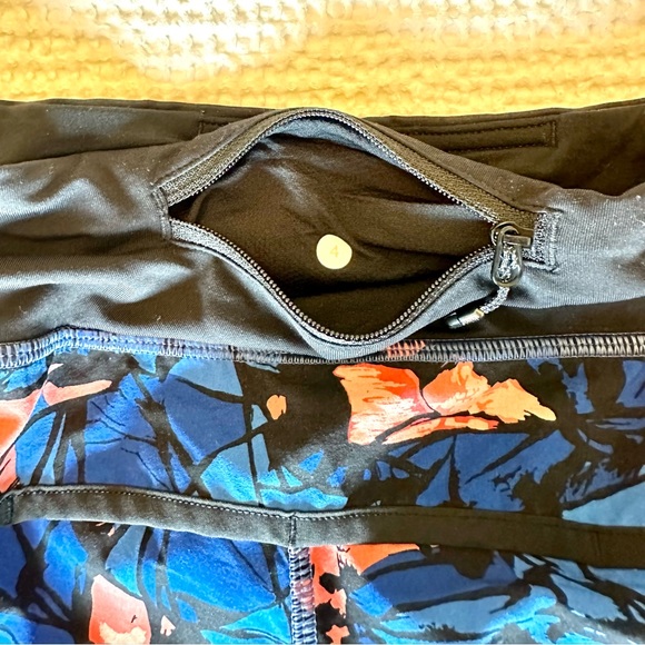 Lululemon Speed Short - Picture 2 of 4